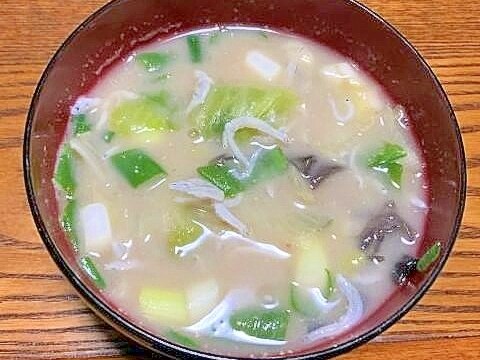 レタスの大量消費(1)♪ｘねぎｘしらすの時短味噌汁